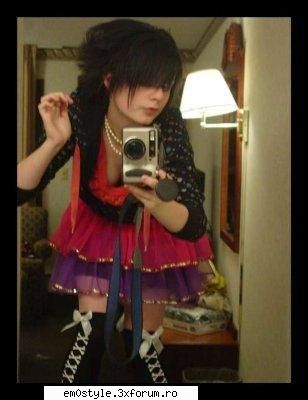 Poze cu fete emo :X - emo_girl - Em0-GirL