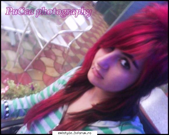 Poze cu fete emo :X - nazyle - Em0-GirL
