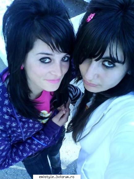 Poze cu fete emo :X - nazyle - Em0-GirL